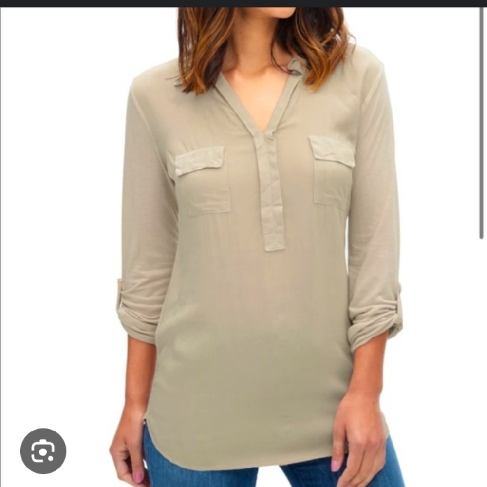 Splendid Mixed Media Casual Flowy Bohemian Henley V Neck Silky Long Sleeve Shirt